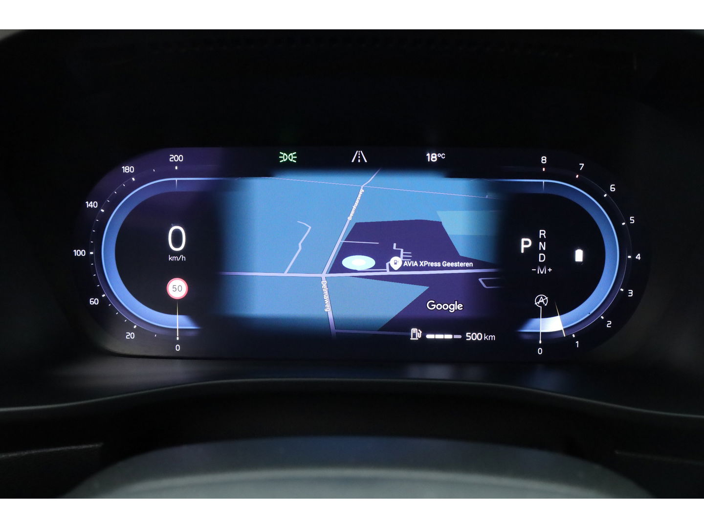 Volvo XC40 2.0 B3 Core | Pilot Assist | Keyless | Stoel- Stuurverw. | Camera | Apple CarPlay & Android Auto | 18''