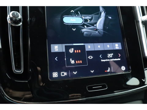 Volvo XC40 2.0 B3 Core | Pilot Assist | Keyless | Stoel- Stuurverw. | Camera | Apple CarPlay & Android Auto | 18''