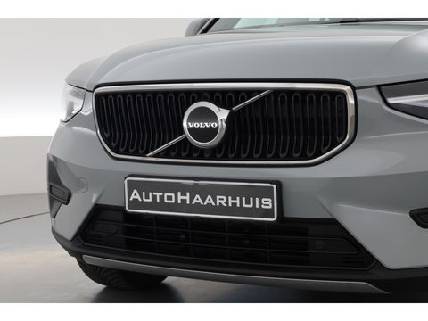 Volvo XC40 2.0 B3 Core | Pilot Assist | Keyless | Stoel- Stuurverw. | Camera | Apple CarPlay & Android Auto | 18''