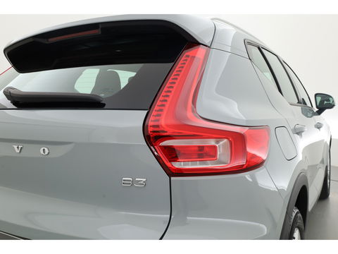 Volvo XC40 2.0 B3 Core | Pilot Assist | Keyless | Stoel- Stuurverw. | Camera | Apple CarPlay & Android Auto | 18''