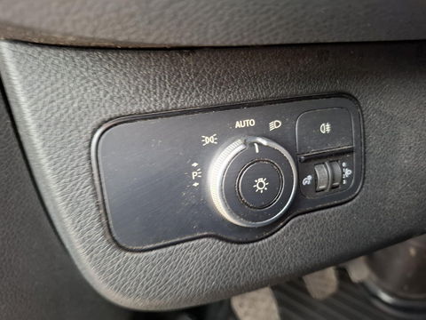 Mercedes-Benz Sprinter 311 CDI GB L2 FWD Functional 3.5T / AIRCO / CAMERA / 3 ZITS / DEALER ONDERHOUDEN / NAVI