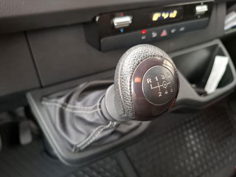 Mercedes-Benz Sprinter 311 CDI GB L2 FWD Functional 3.5T / AIRCO / CAMERA / 3 ZITS / DEALER ONDERHOUDEN / NAVI