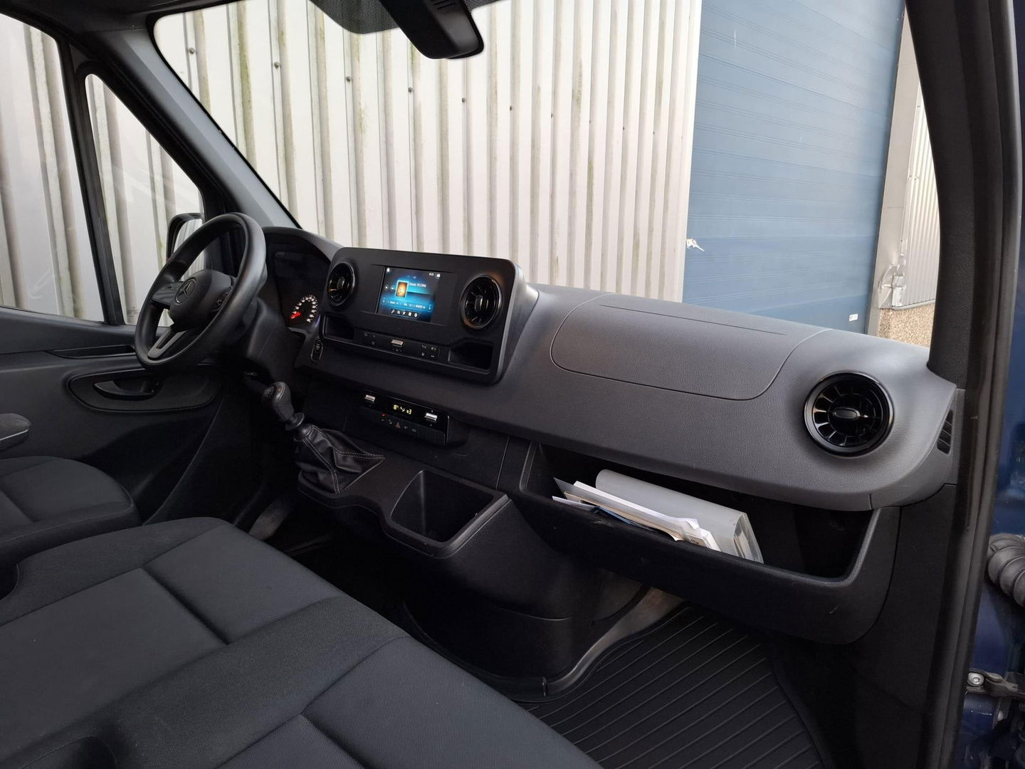 Mercedes-Benz Sprinter 311 CDI GB L2 FWD Functional 3.5T / AIRCO / CAMERA / 3 ZITS / DEALER ONDERHOUDEN / NAVI