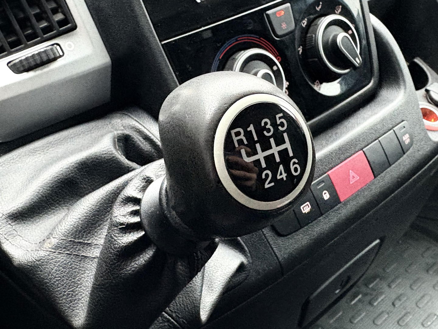 Fiat Ducato 35H 2.3 MultiJet L3H2 | BAKWAGEN | LAADKLEP