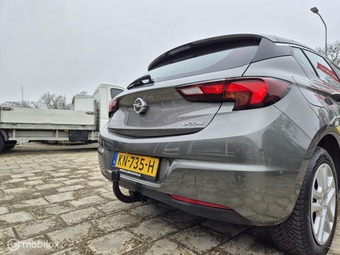 Opel Astra 1.0 Business+, Leer, Carplay, Navi, Trekhaak, LED