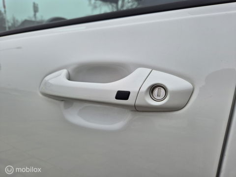 Kia Stonic 1.0 T-GDi DynamicPlusLine 120 PK, Trekhaak, NAP!