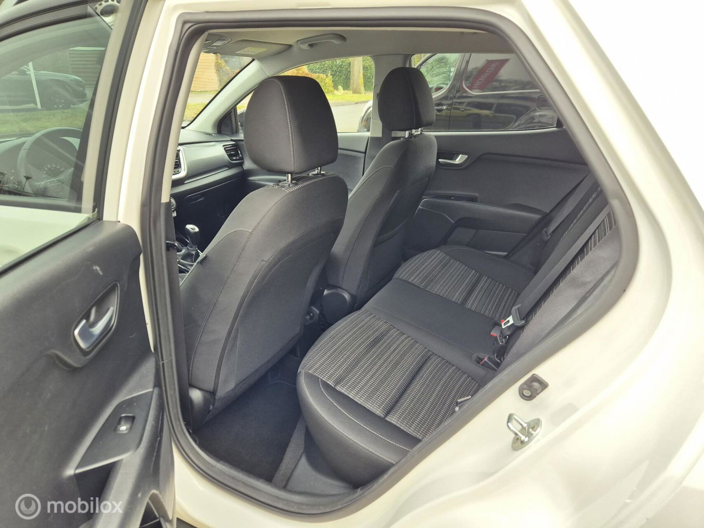 Kia Stonic 1.0 T-GDi DynamicPlusLine 120 PK, Trekhaak, NAP!