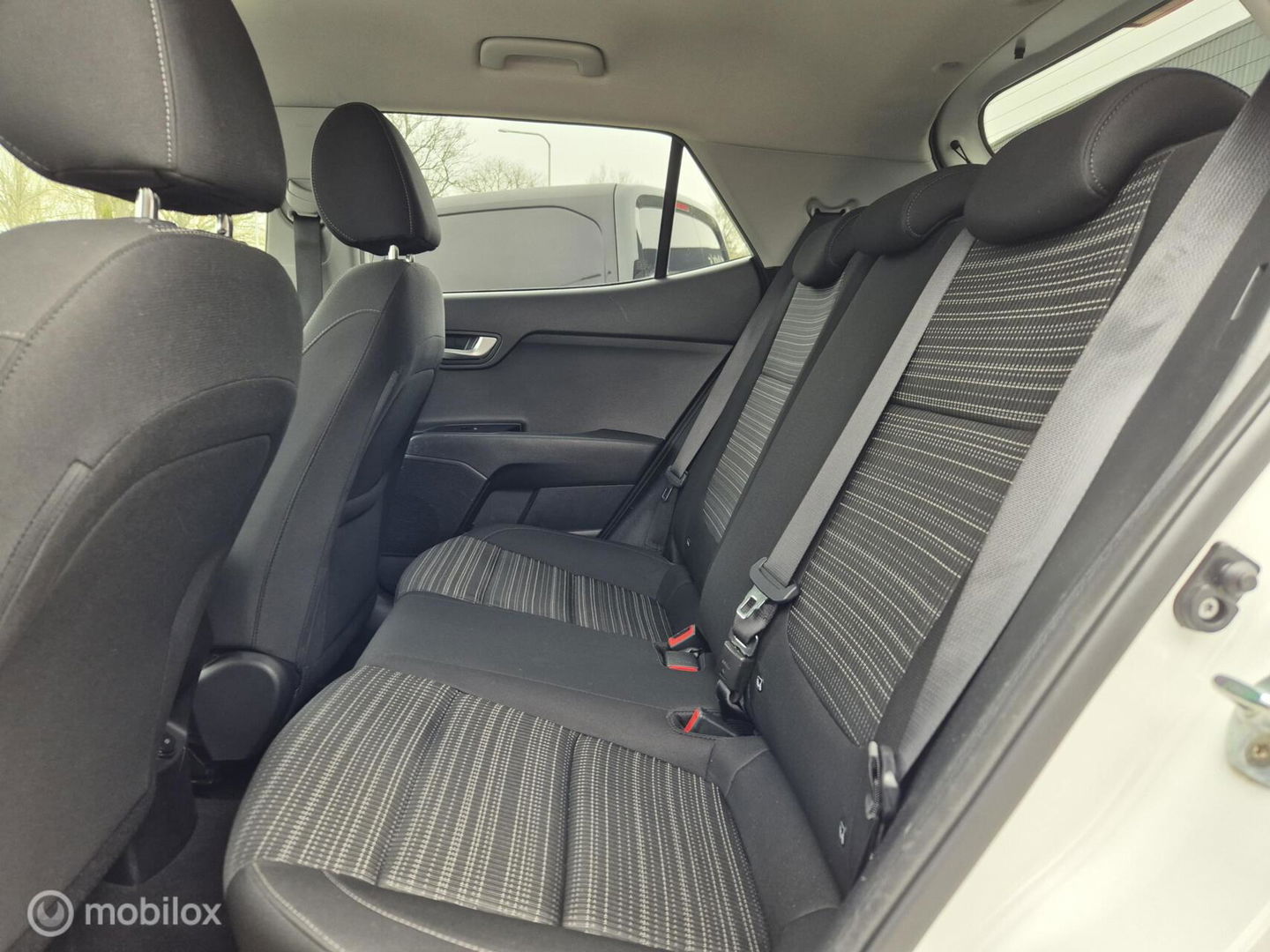 Kia Stonic 1.0 T-GDi DynamicPlusLine 120 PK, Trekhaak, NAP!