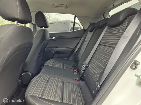Kia Stonic 1.0 T-GDi DynamicPlusLine 120 PK, Trekhaak, NAP!