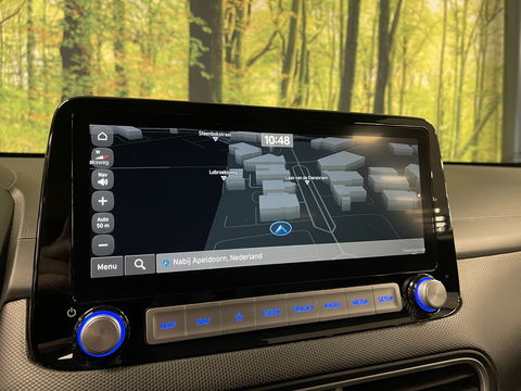 Hyundai KONA EV Comfort 64 kWh 3-Fase | SOH 100% | Adaptive Cruise Control | Achteruitrijcamera | Lederen Bekleding | Parkeersensoren Achter | Stoelverwarming | Keyless | Apple Carplay | Android Auto |