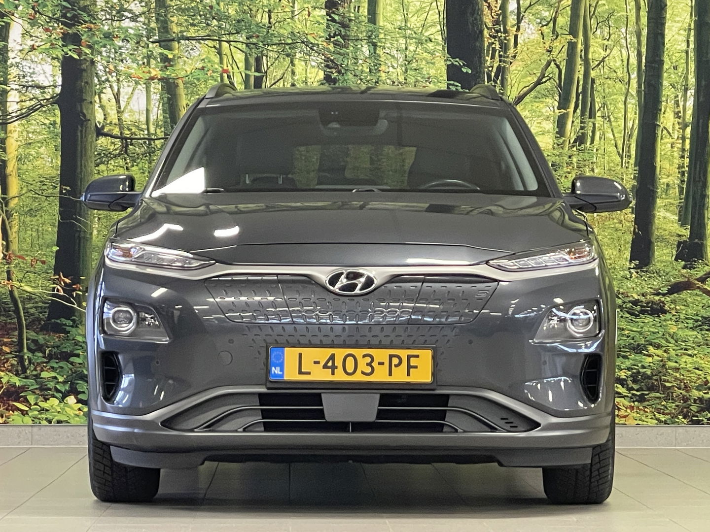 Hyundai KONA EV Comfort 64 kWh 3-Fase | SOH 100% | Adaptive Cruise Control | Achteruitrijcamera | Lederen Bekleding | Parkeersensoren Achter | Stoelverwarming | Keyless | Apple Carplay | Android Auto |