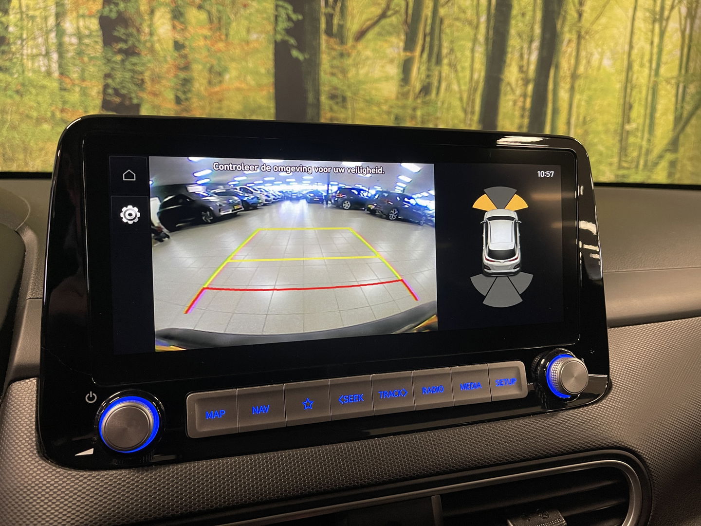 Hyundai KONA EV Comfort 64 kWh 3-Fase | SOH 100% | Adaptive Cruise Control | Achteruitrijcamera | Lederen Bekleding | Parkeersensoren Achter | Stoelverwarming | Keyless | Apple Carplay | Android Auto |