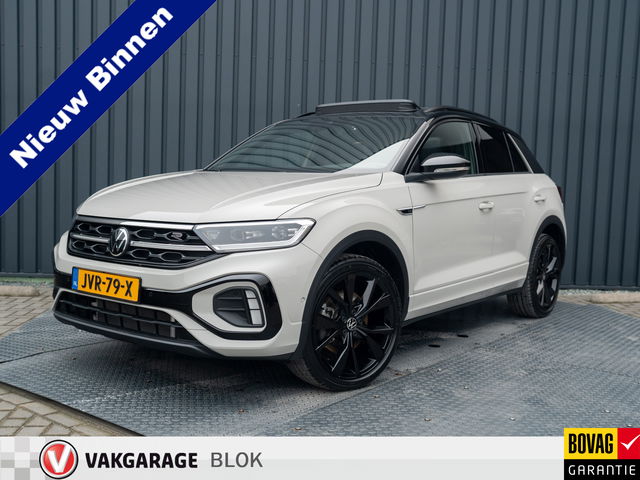 Volkswagen T-Roc - 1.5 TSI R-Line Business | Trekhaak afnb. | Panodak | Keyless | Elk. A-klep | Side Assist | IQ Light | Prijs Rijklaar!!