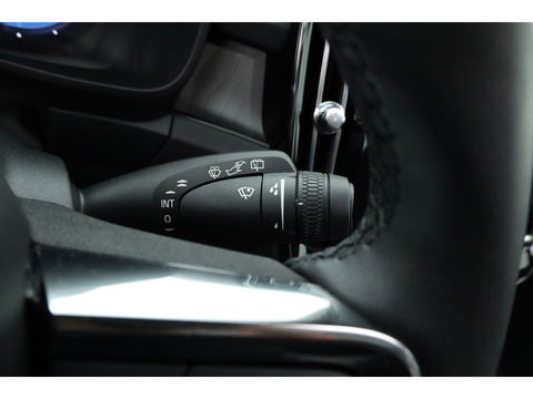 Volvo XC40 Single Motor Ultimate | Pano-dak | ACC | Blis | 360 Camera | H&K Audio | Memory stoelen |
