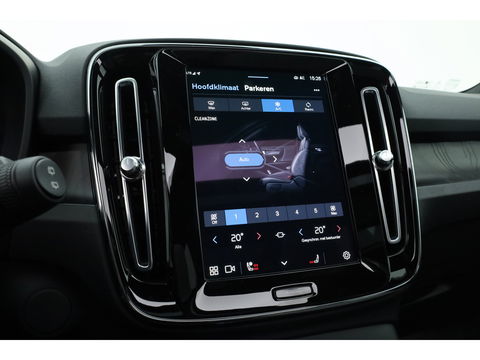 Volvo XC40 Single Motor Ultimate | Pano-dak | ACC | Blis | 360 Camera | H&K Audio | Memory stoelen |