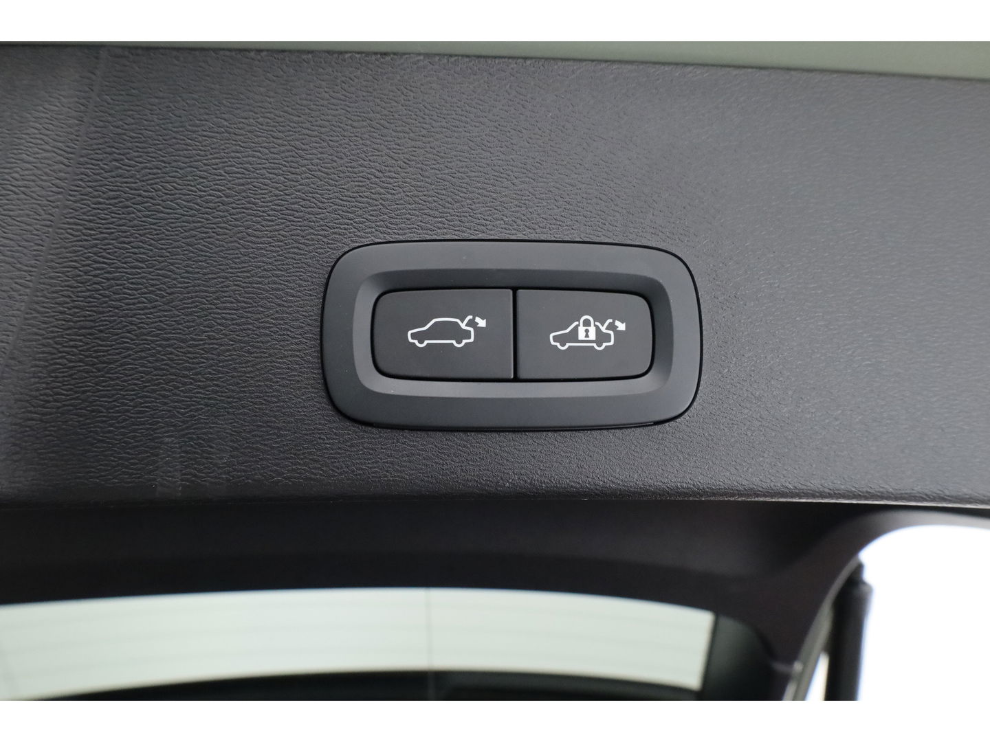 Volvo XC40 Single Motor Ultimate | Pano-dak | ACC | Blis | 360 Camera | H&K Audio | Memory stoelen |