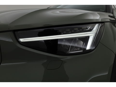 Volvo XC40 Single Motor Ultimate | Pano-dak | ACC | Blis | 360 Camera | H&K Audio | Memory stoelen |