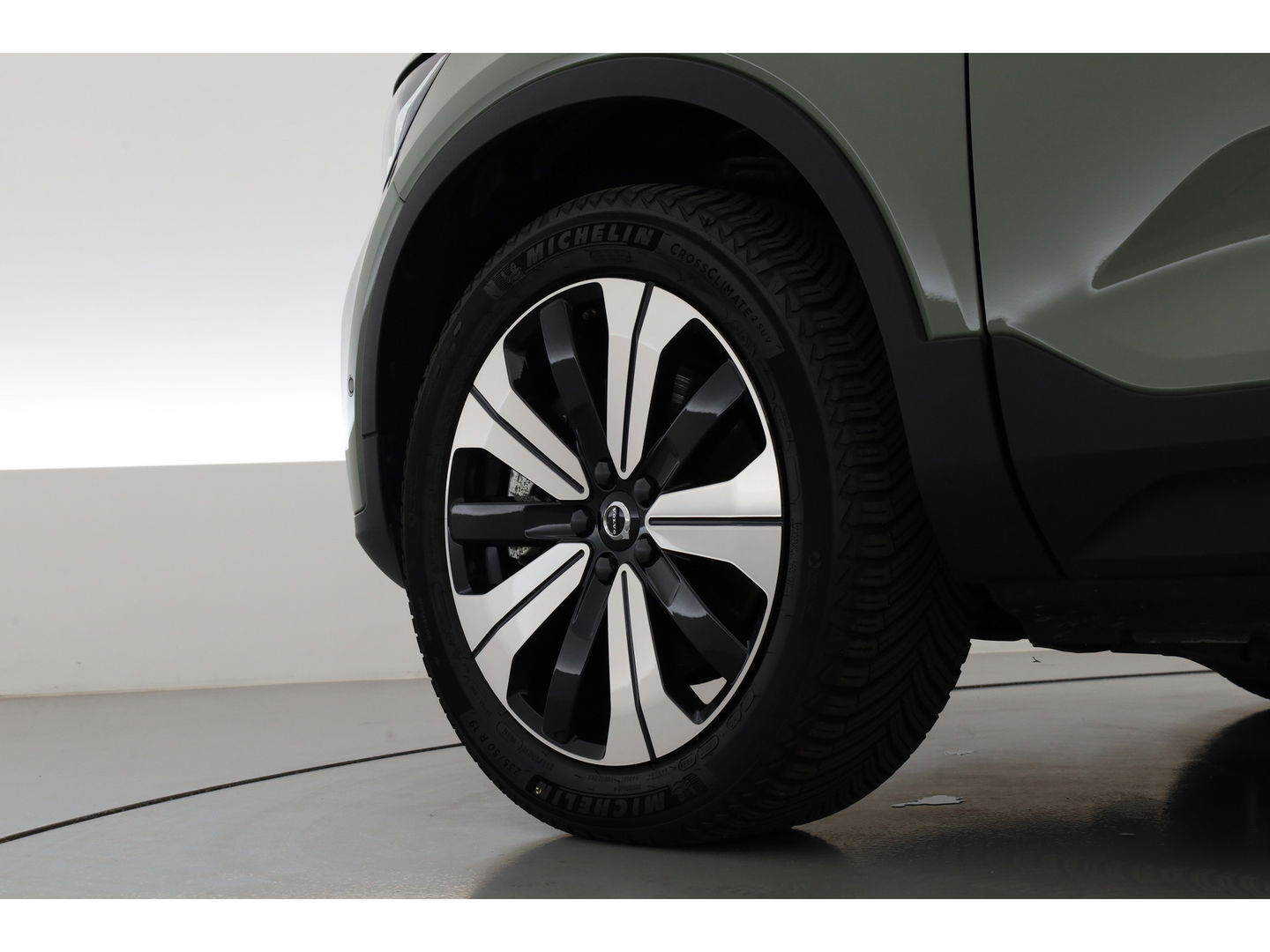 Volvo XC40 Single Motor Ultimate | Pano-dak | ACC | Blis | 360 Camera | H&K Audio | Memory stoelen |