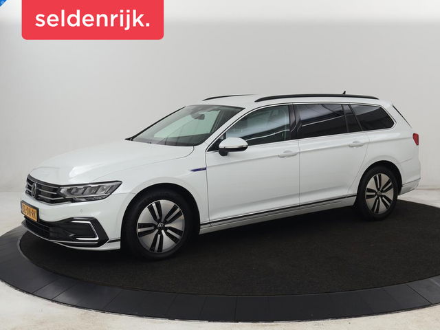 Volkswagen Passat - 1.4 TSI PHEV GTE | Stoelverwarming | Camera | Adaptive cruise | Massage | Matrix LED | Carplay | Navigatie | Parkeerhulp | Plug In