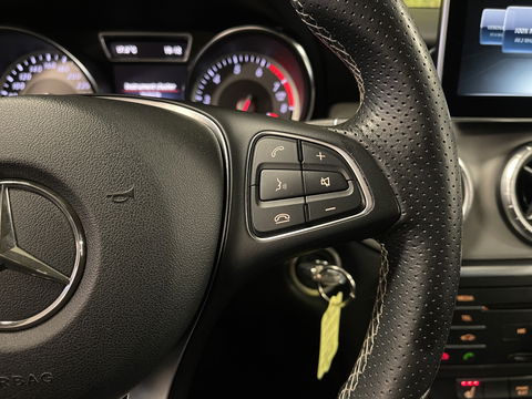 Mercedes-Benz CLA-Klasse Shooting Brake 180 Lease Edition Ambition | Lichtmetaal 18'' | Cruise Control | Airconditioning | Stoelverwarming | Achteruitrijcamera | Stop & Go | Navigatie |