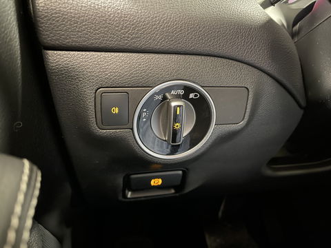 Mercedes-Benz CLA-Klasse Shooting Brake 180 Lease Edition Ambition | Lichtmetaal 18'' | Cruise Control | Airconditioning | Stoelverwarming | Achteruitrijcamera | Stop & Go | Navigatie |