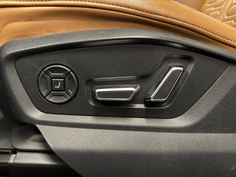 Audi RSQ8 4.0 TFSI quattro Pano|Ceramic|B&O 3D|HuD|Trekhaak