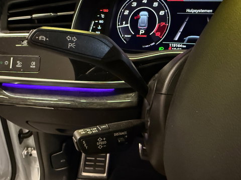 Audi RSQ8 4.0 TFSI quattro Pano|Ceramic|B&O 3D|HuD|Trekhaak