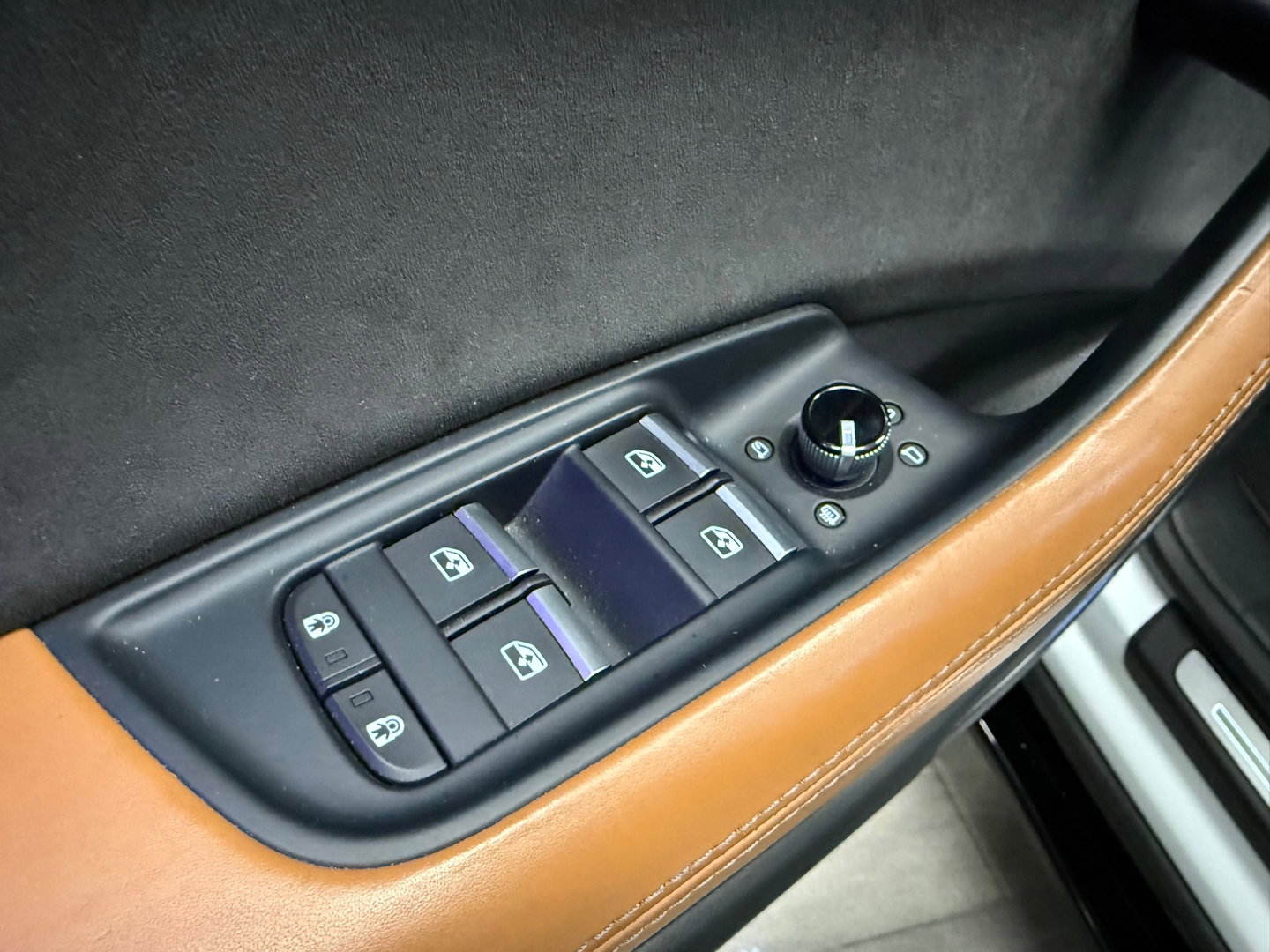 Audi RSQ8 4.0 TFSI quattro Pano|Ceramic|B&O 3D|HuD|Trekhaak