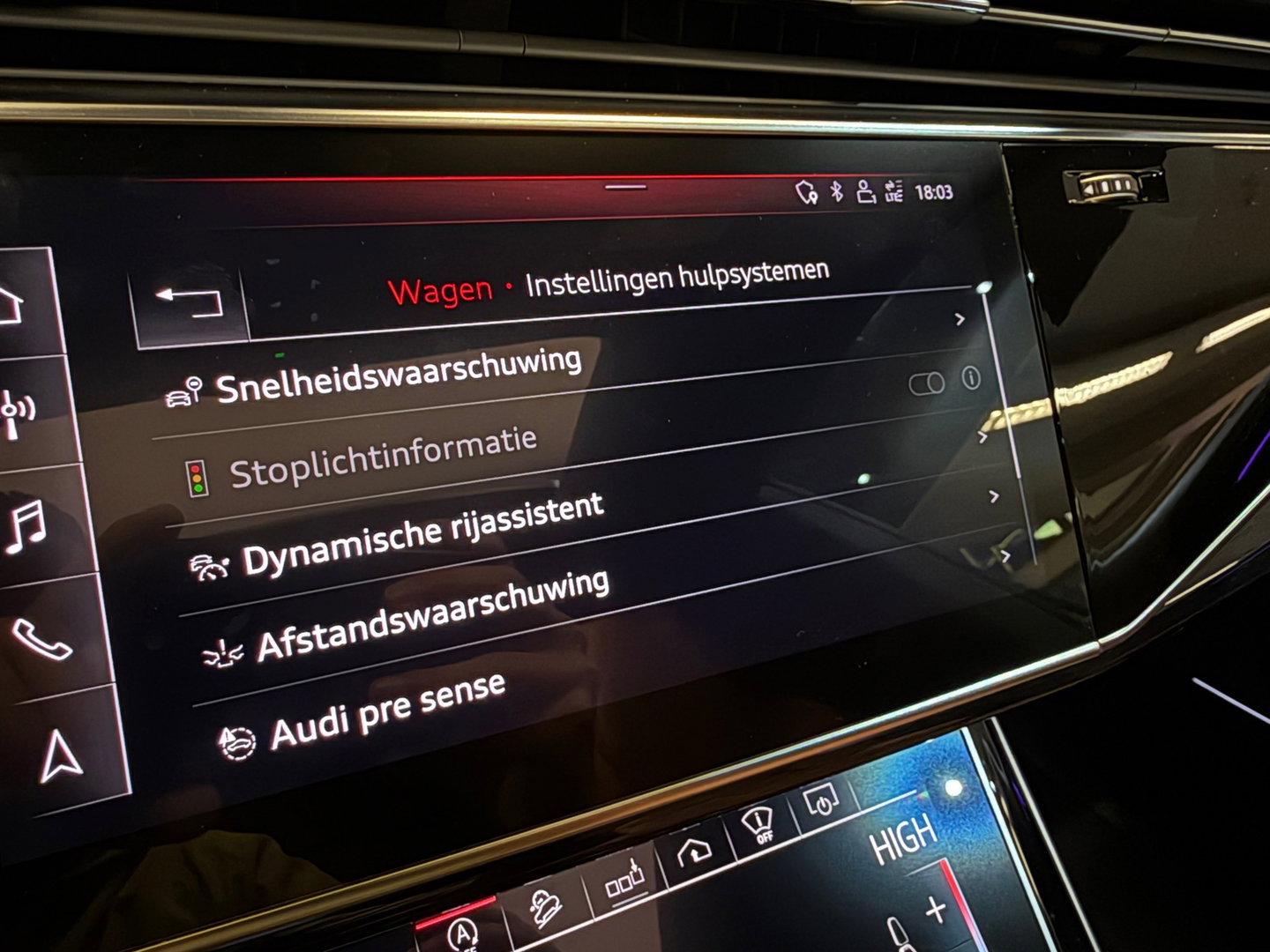 Audi RSQ8 4.0 TFSI quattro Pano|Ceramic|B&O 3D|HuD|Trekhaak