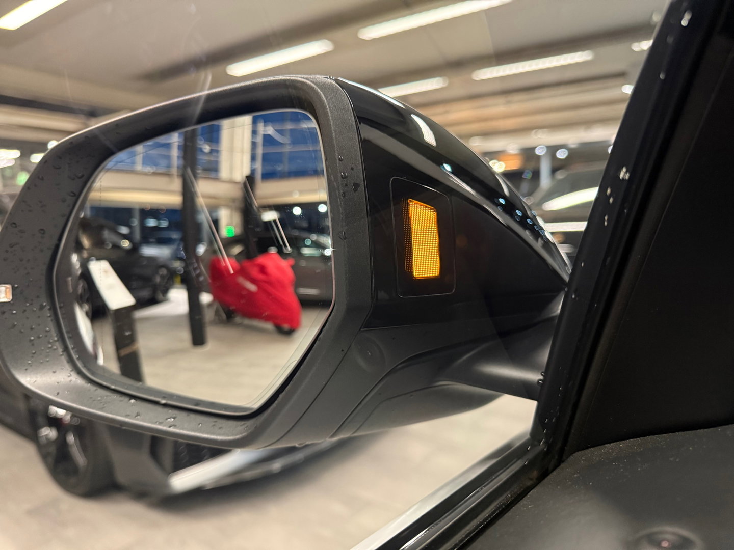 Audi RSQ8 4.0 TFSI quattro Pano|Ceramic|B&O 3D|HuD|Trekhaak