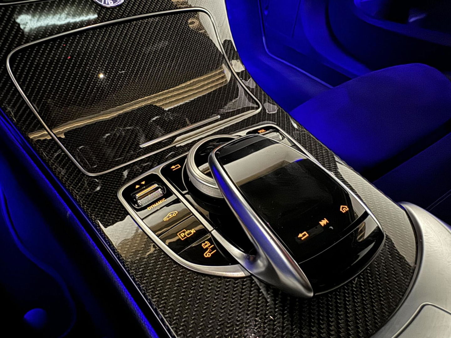 Mercedes-Benz C-Klasse 300e 4MATIC AMG Pano Burmester 360° Luchtvering