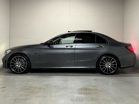Mercedes-Benz C-Klasse 300e 4MATIC AMG Pano Burmester 360° Luchtvering