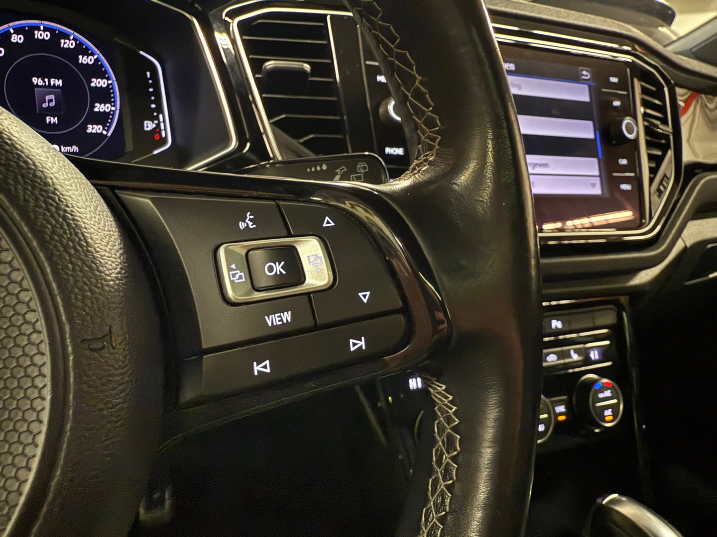 Volkswagen T-Roc 2.0 TSI 4Motion R Pano|Beats|Keyles|CarPlay