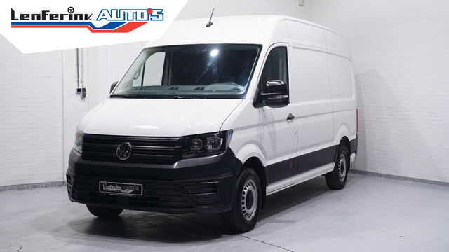 Volkswagen Crafter - 2.0 TDI 102 pk L3H3 Navi, Trekhaak 2.500 kg Airco, Laadruimte Pakket, PDC V+A, Apple Carplay, 3-Zits
