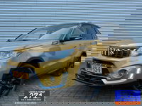 Suzuki Vitara - 1.0 Boosterjet glx Vol Opties Airco Carplay 19 Eerste Eigenaar Led Pdc Leer Panodak Led Xexon Cruise Camera Uniek 49812 KM Gereden Nieuwe Apk