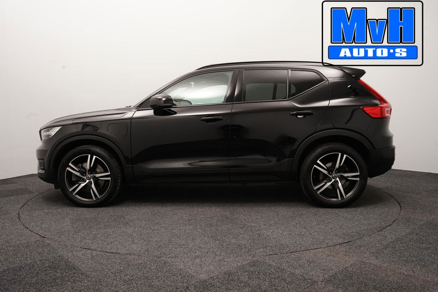 Volvo XC40 1.5 T5 Recharge R-Design|PANO|STOEL/STUUR.VERW