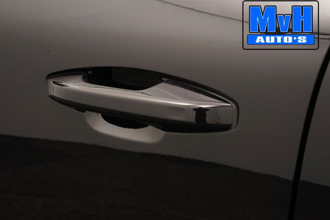 Volvo XC40 1.5 T5 Recharge R-Design|PANO|STOEL/STUUR.VERW