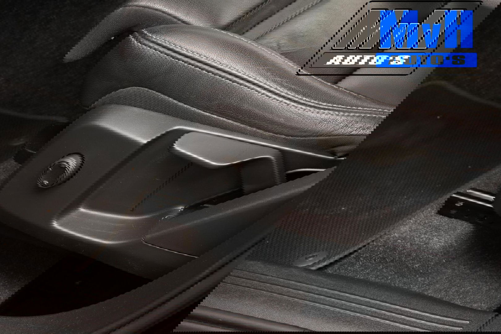 Volvo XC40 1.5 T5 Recharge R-Design|PANO|STOEL/STUUR.VERW