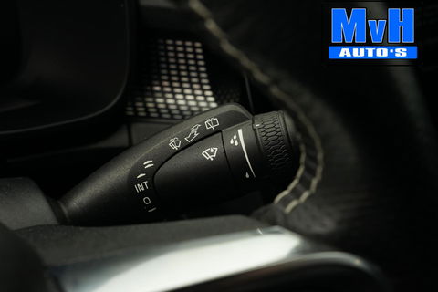 Volvo XC40 1.5 T5 Recharge R-Design|PANO|STOEL/STUUR.VERW