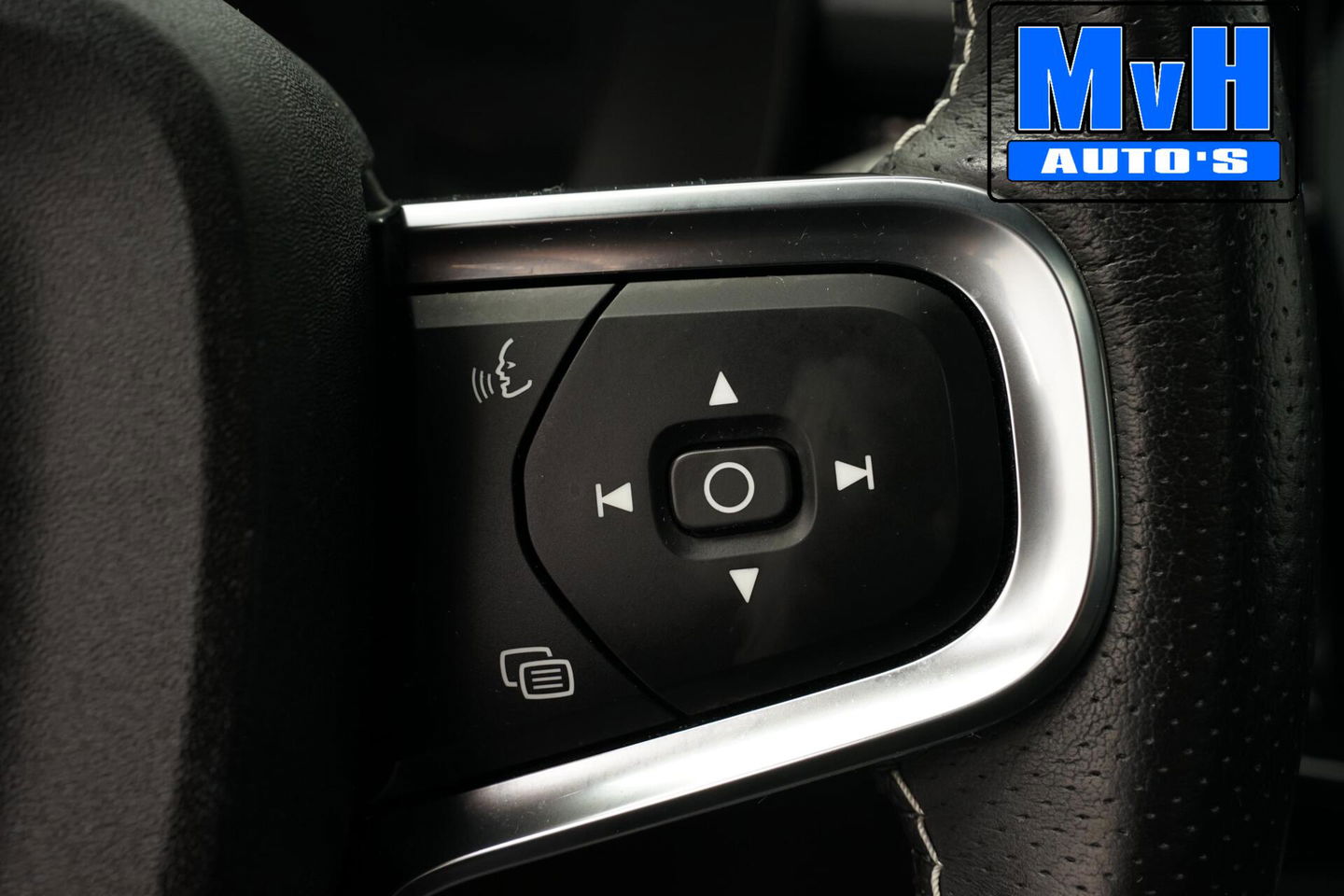 Volvo XC40 1.5 T5 Recharge R-Design|PANO|STOEL/STUUR.VERW