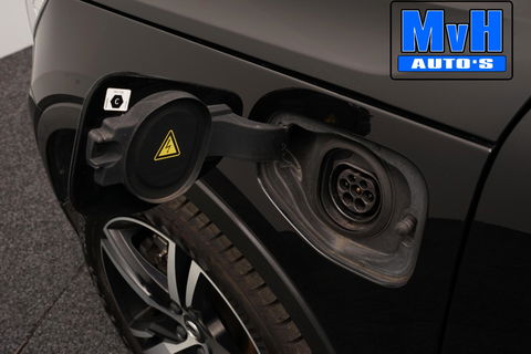Volvo XC40 1.5 T5 Recharge R-Design|STOEL/STUUR.VERW|CAMERA