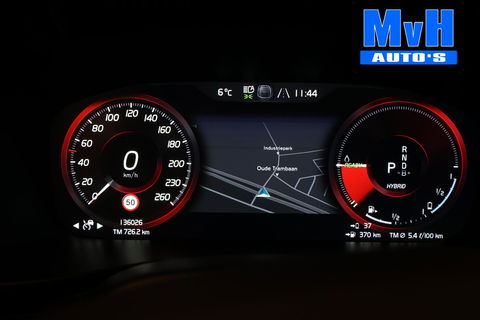 Volvo XC40 1.5 T5 Recharge R-Design|STOEL/STUUR.VERW|CAMERA