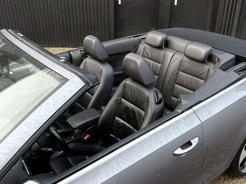 Volkswagen Golf Cabriolet 2.0 TDI DSG | LED | STOELVERW. | LEDER