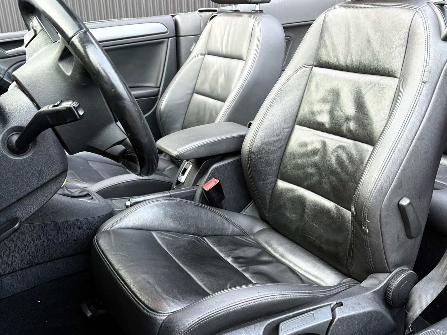 Volkswagen Golf Cabriolet 2.0 TDI DSG | LED | STOELVERW. | LEDER