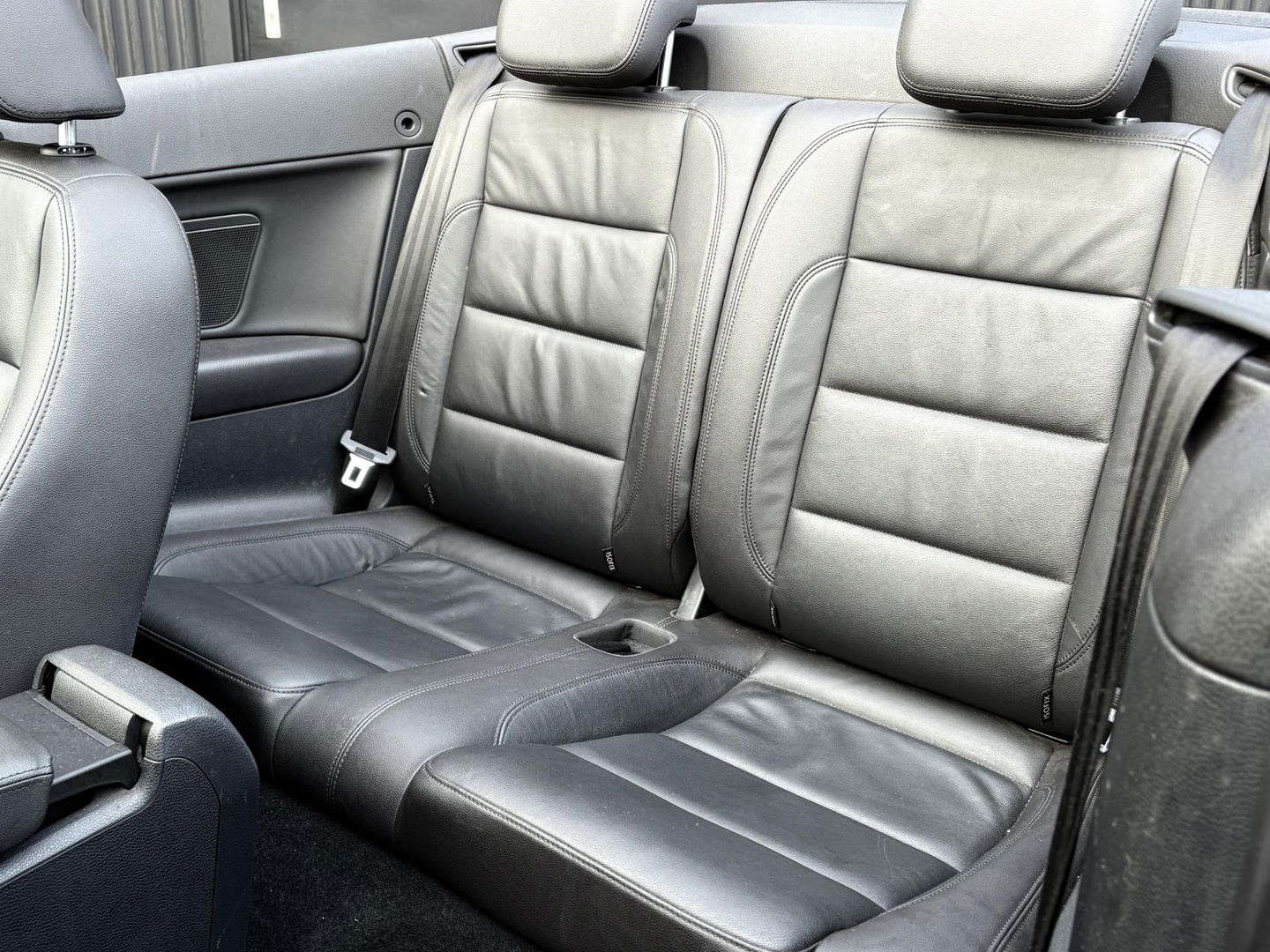 Volkswagen Golf Cabriolet 2.0 TDI DSG | LED | STOELVERW. | LEDER