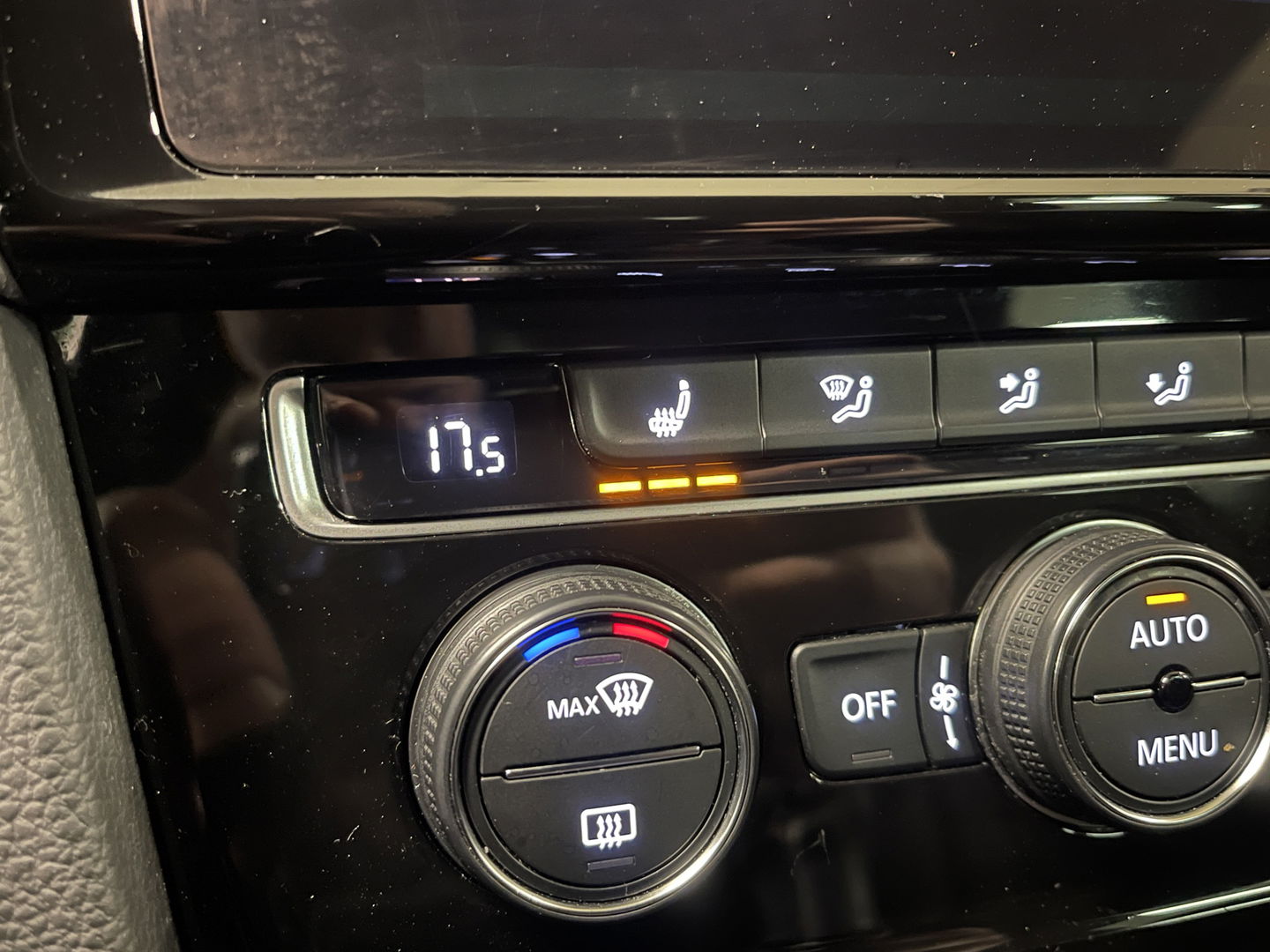 Volkswagen Golf 2.0 TSI GTI Performance | 230 PK! | Virtual Dashboard | Apple Carplay | Android Auto | Adaptieve Cruise Control | Lane Assist | Dodehoeksensor | Stoelverwarming | Keyless Go / Keyless Entry |