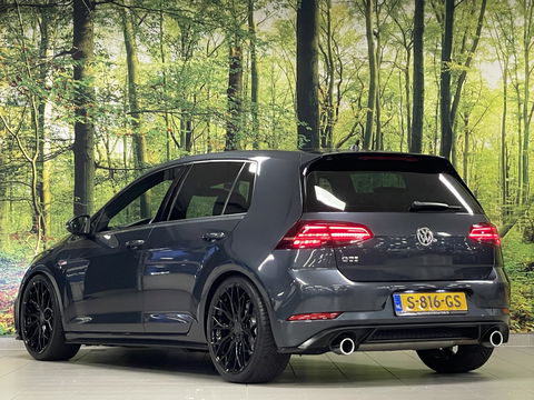 Volkswagen Golf 2.0 TSI GTI Performance | 230 PK! | Virtual Dashboard | Apple Carplay | Android Auto | Adaptieve Cruise Control | Lane Assist | Dodehoeksensor | Stoelverwarming | Keyless Go / Keyless Entry |