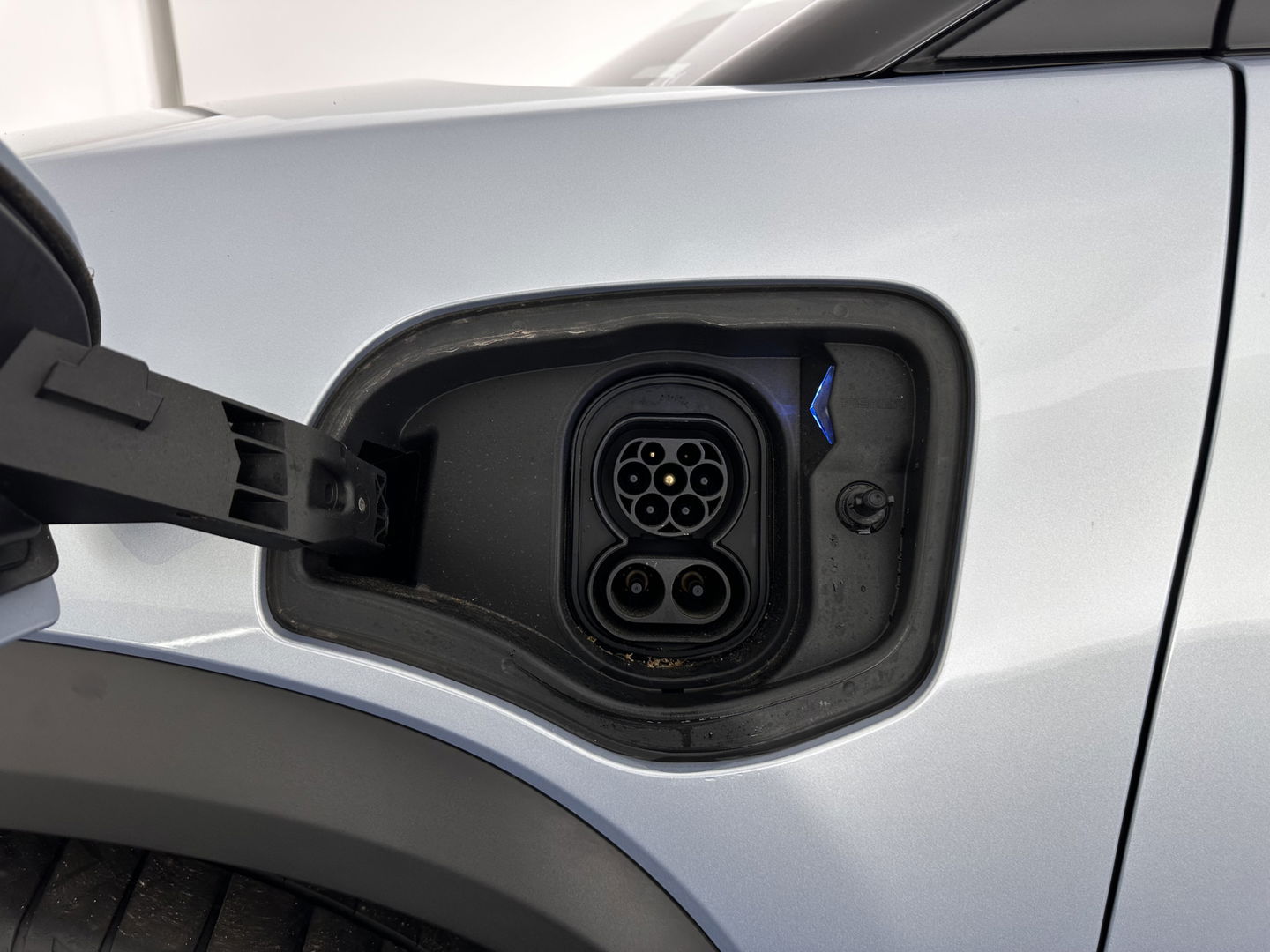 Fisker Ocean Extreme 113kWh [ 3-Fase ] Aut. (INCL-BTW) *HEATPUMP | PANO | LEATHER | FULL-LED | ADAPTIVE-CRUISE | TOPVIEW | MEMORY-PACK | BLINDSPOT | DIGI-COCKPIT | KEYLESS | DAB+ | SOLAR-ROOF | COMFORTSEATS | CARPLAY | TOW