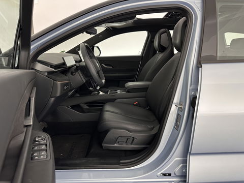 Fisker Ocean Extreme 113kWh [ 3-Fase ] Aut. (INCL-BTW) *HEATPUMP | PANO | LEATHER | FULL-LED | ADAPTIVE-CRUISE | TOPVIEW | MEMORY-PACK | BLINDSPOT | DIGI-COCKPIT | KEYLESS | DAB+ | SOLAR-ROOF | COMFORTSEATS | CARPLAY | TOW