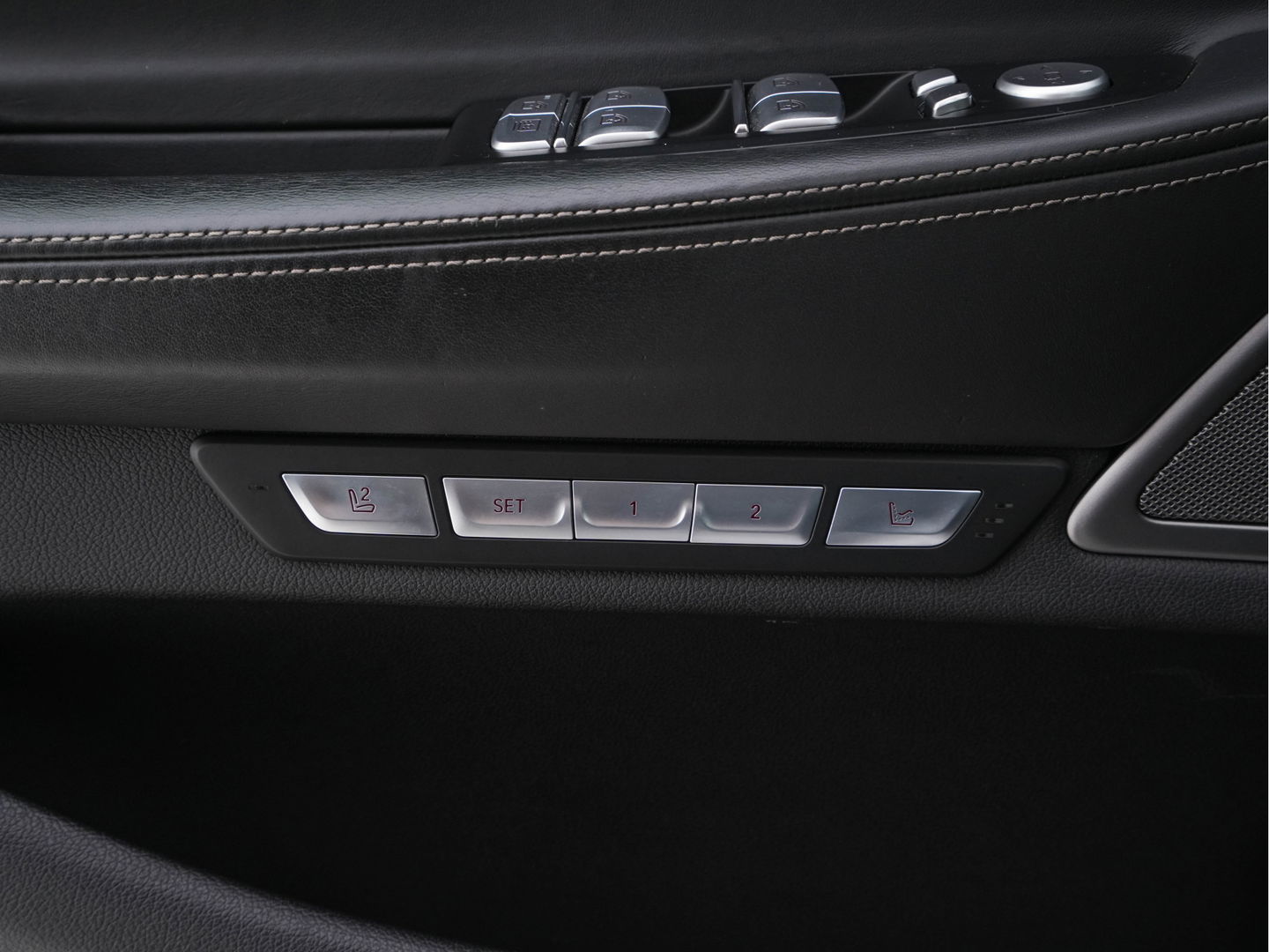 BMW 7 Serie 750i Long M-Aerodynamic xDrive High Executive Aut. *PANO | DESIGN-LEATHER | LASER-LED | SOFTCLOSE |TOPVIEW | HARMAN/KARDON-SOUND | MEMORY-PACK | NAVI-FULLMAP | KEYLESS | ADAPTIVE-CRUISE | HEAD-UP | MASSAGE/HEATED/COOLED-COMFORT-SEATS | .